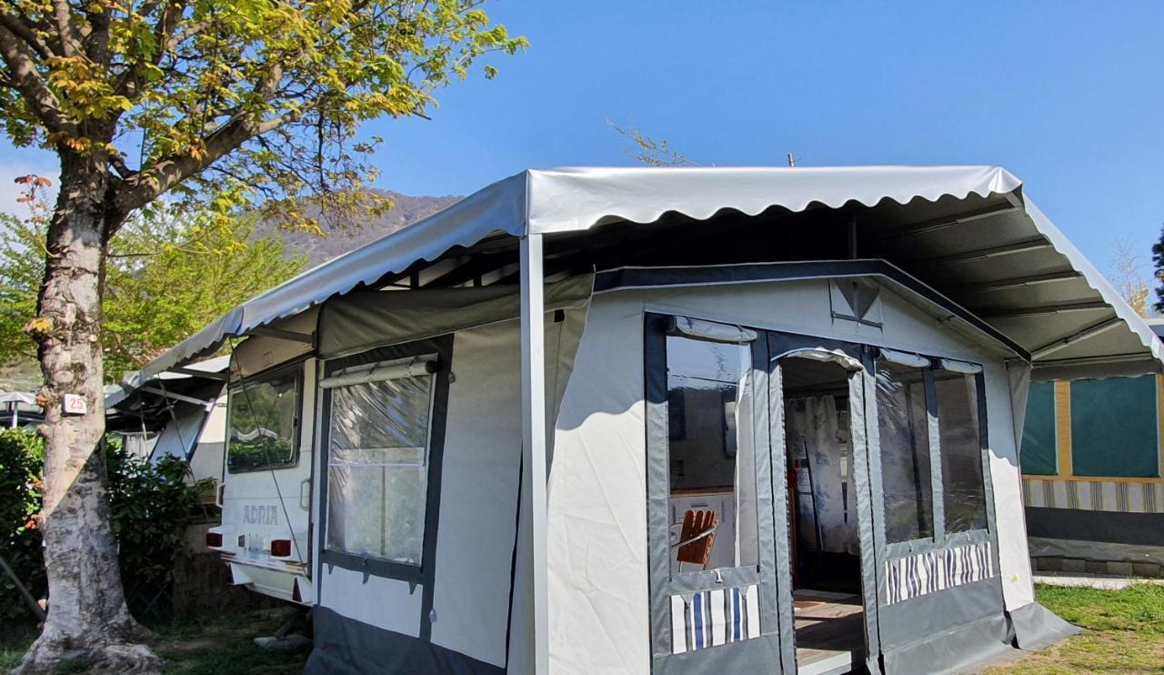 Camping Italia 90 Caravans Domaso Dış mekan fotoğraf