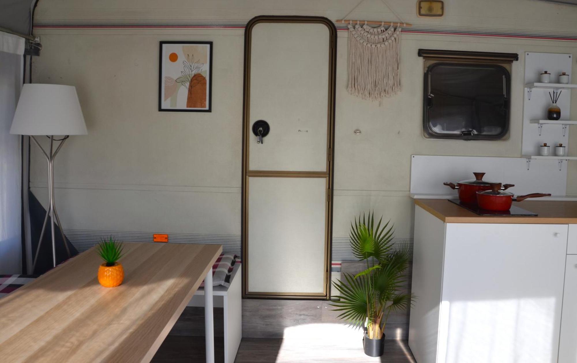 Camping Italia 90 Caravans Domaso Dış mekan fotoğraf
