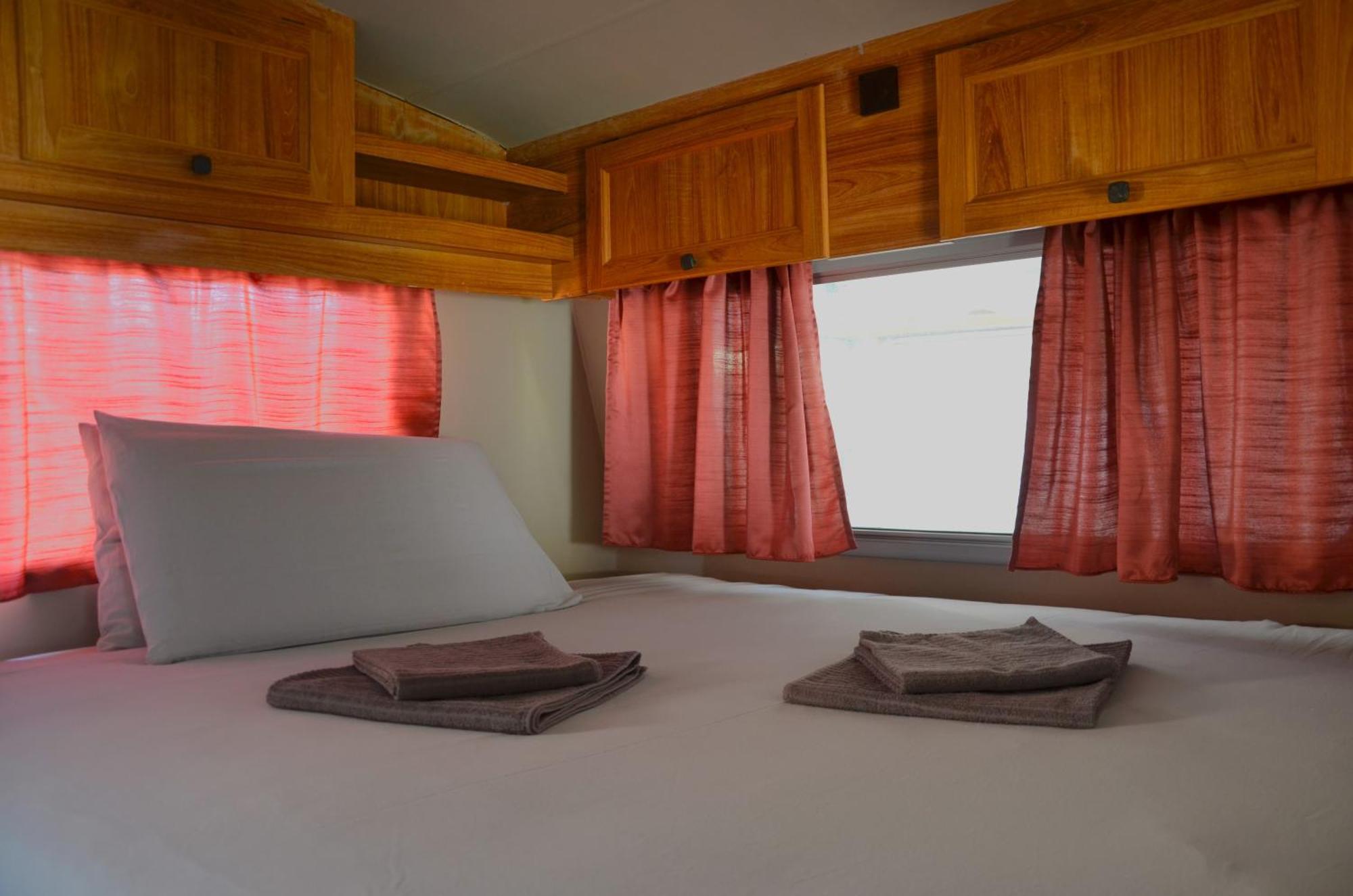 Camping Italia 90 Caravans Domaso Dış mekan fotoğraf