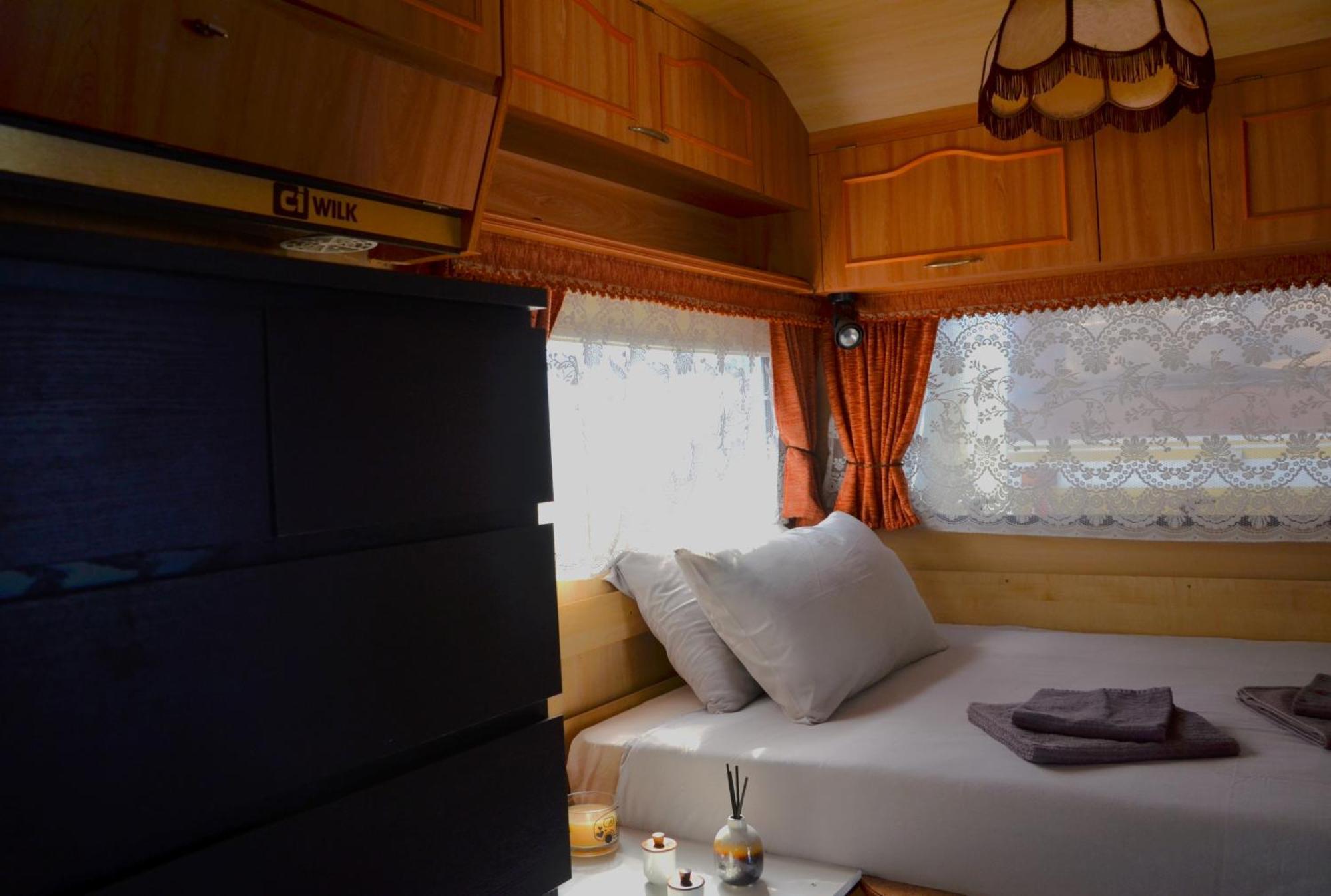 Camping Italia 90 Caravans Domaso Dış mekan fotoğraf