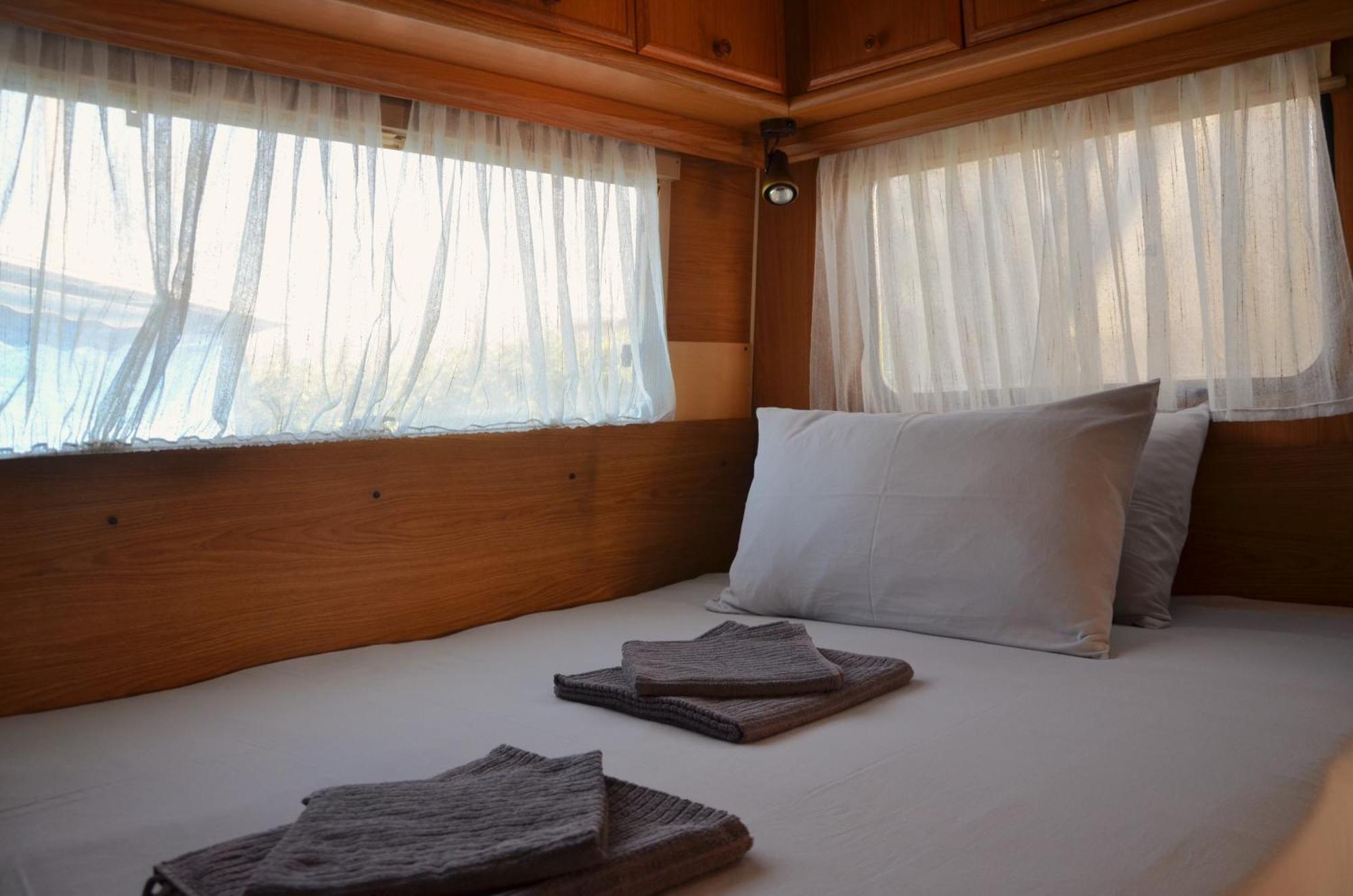 Camping Italia 90 Caravans Domaso Dış mekan fotoğraf